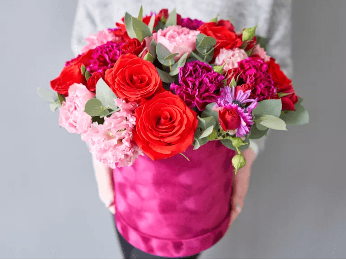 Things to know before opting for online flower delivery service