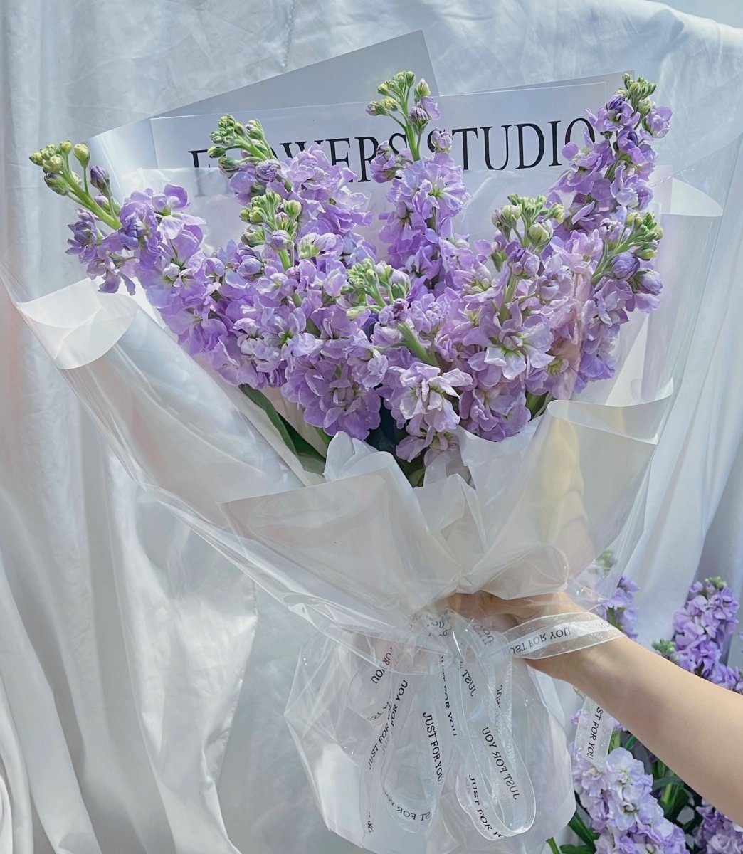 Flowers Under 100 ROSE & CO