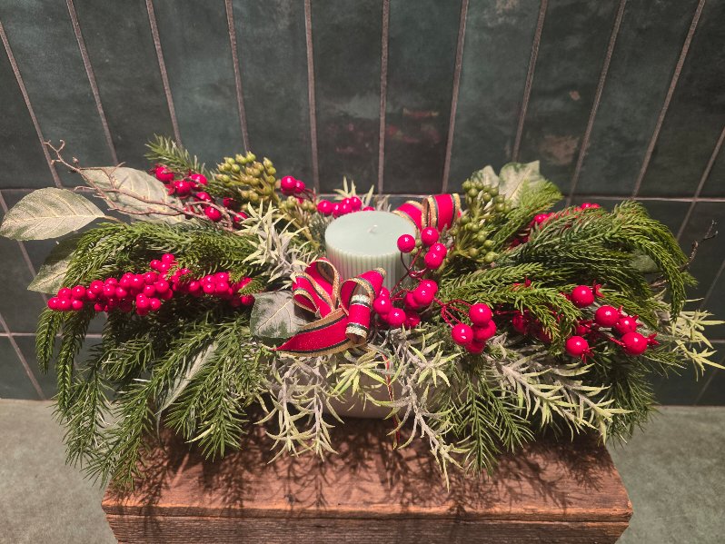 Christmas Table Centre in Silk Flowers