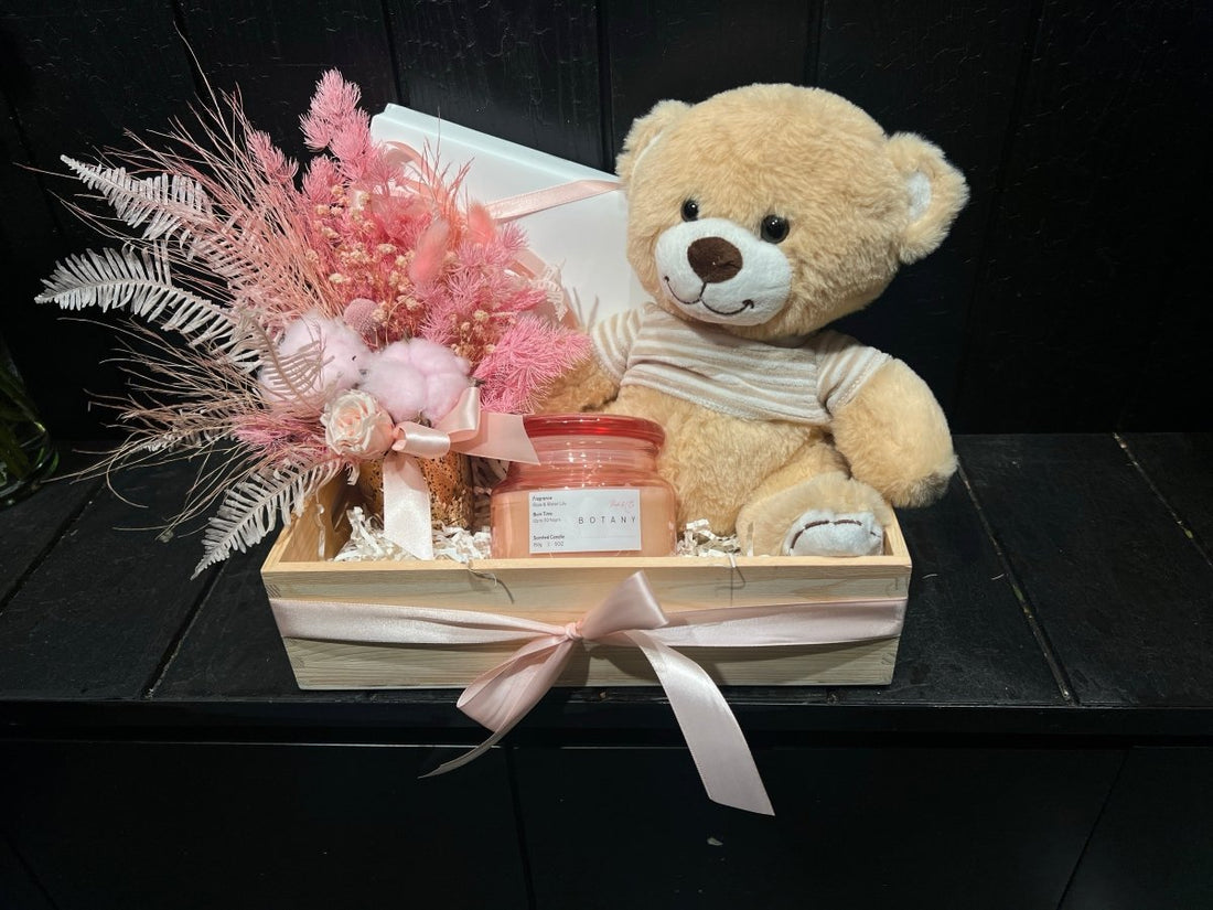 Baby Pink Hamper - ROSE & CO