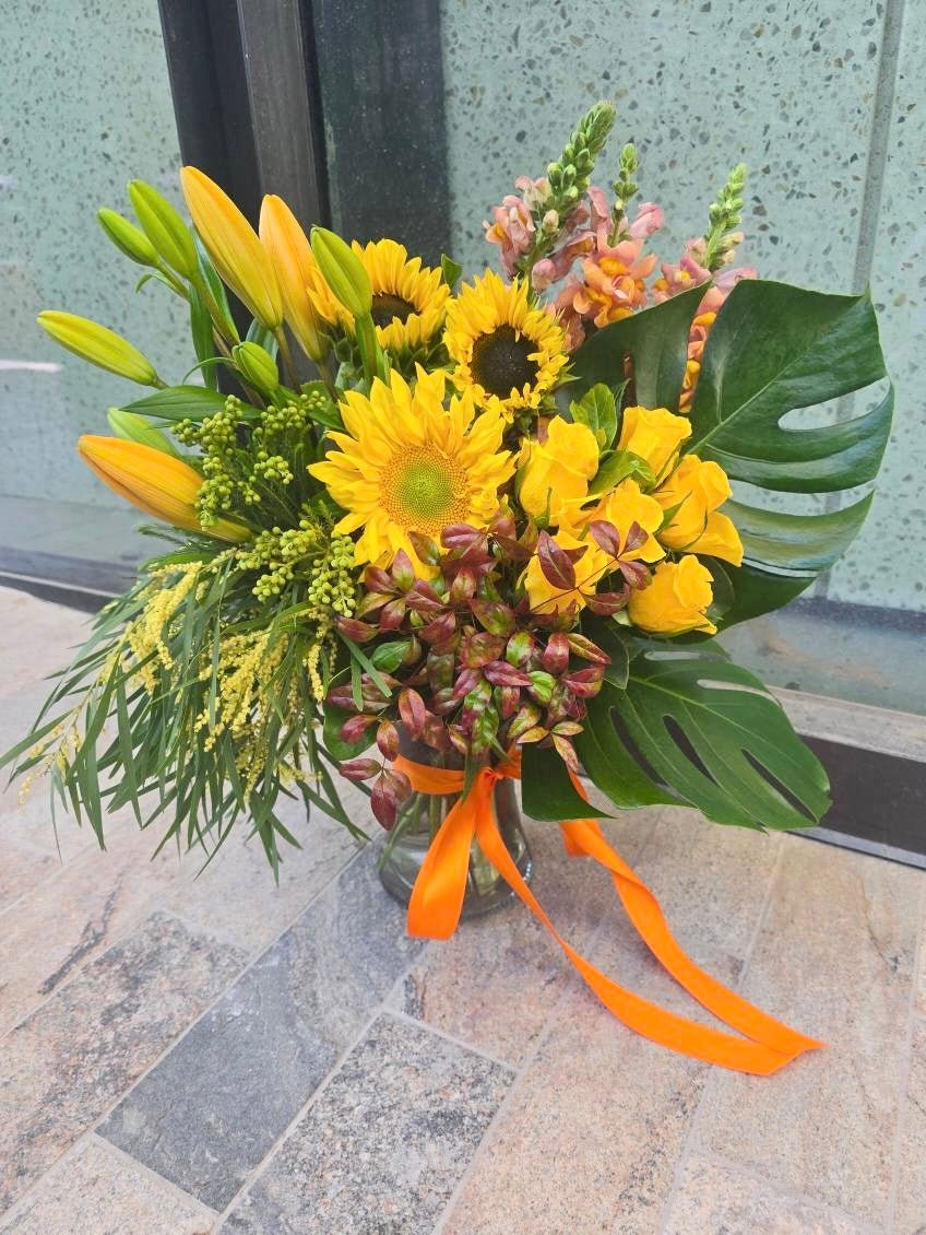 Ray of Sunshine (inc Vase) - ROSE & CO