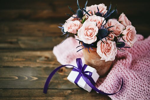 How To Choose the Right Online Flower Delivery Service In Sydney? - ROSE & CO