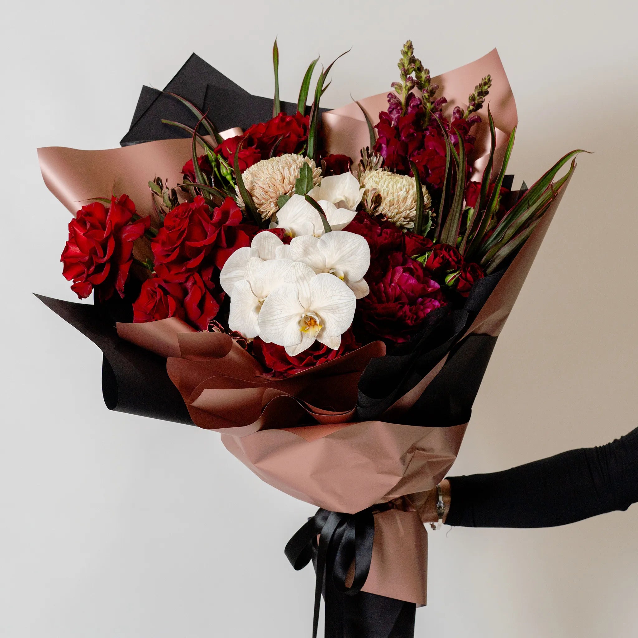 Scarlet Romance