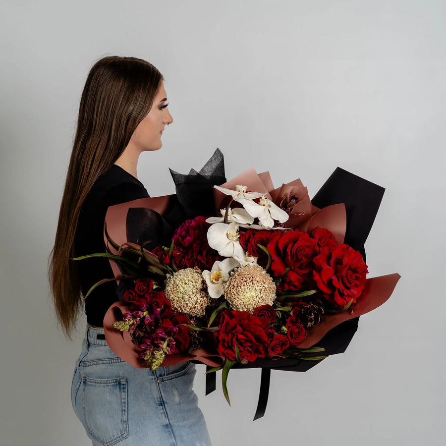 Scarlet Romance