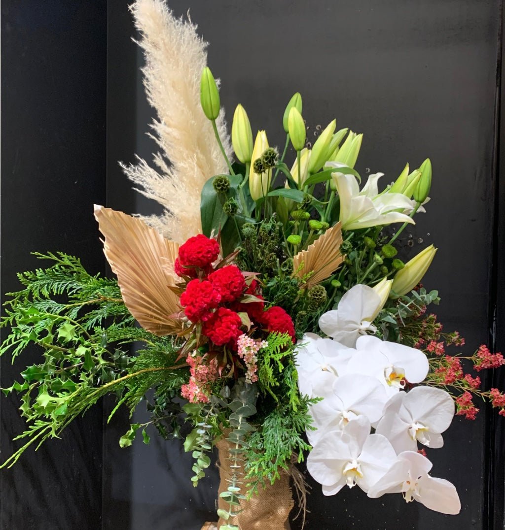 Festive Christmas (inc Vase) - ROSE &amp; CO