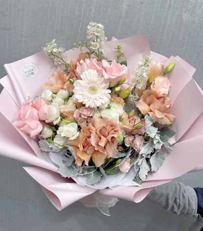 Graduation Bouquet （1) - ROSE &amp; CO