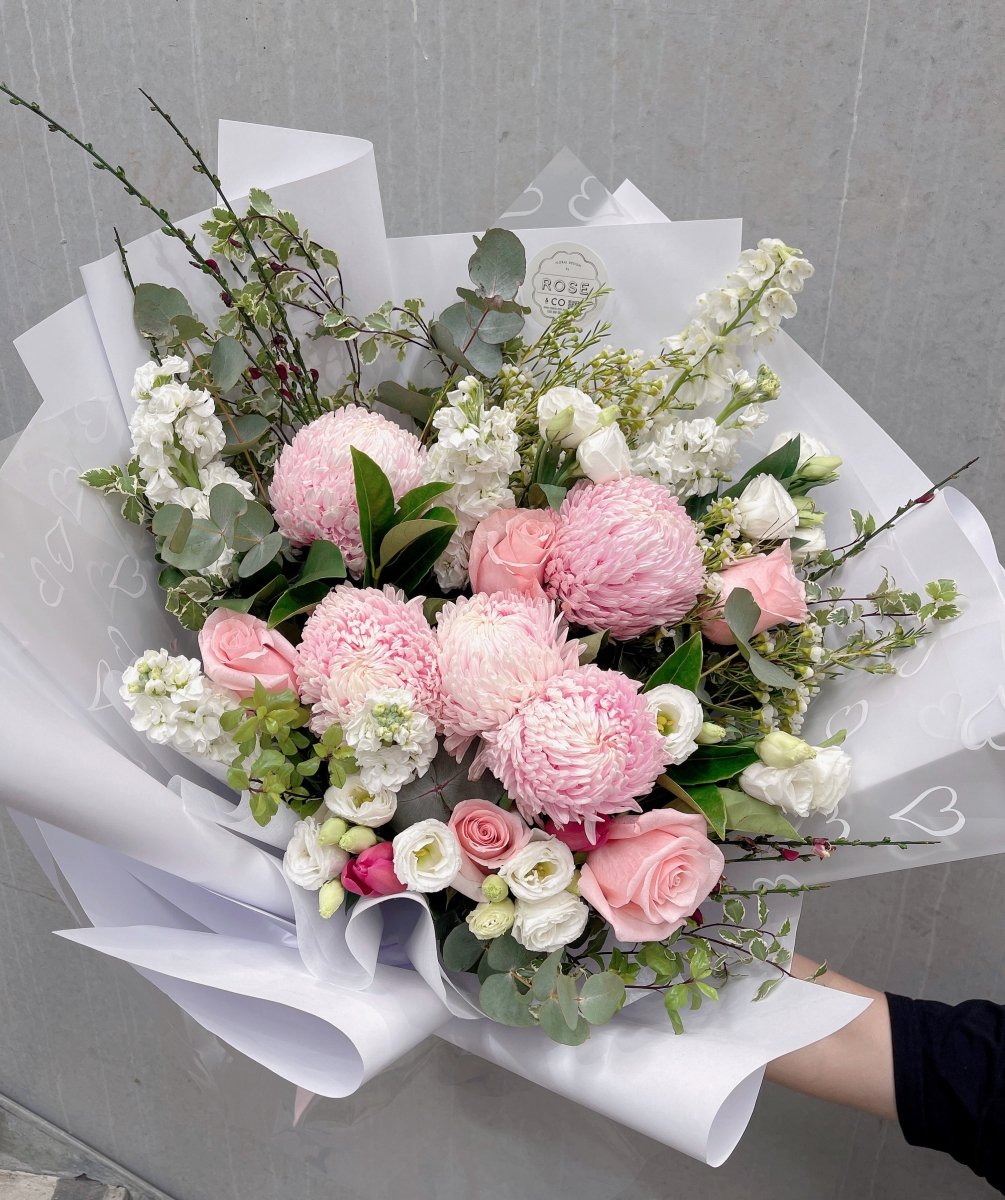 Graduation Bouquet (10) - ROSE &amp; CO