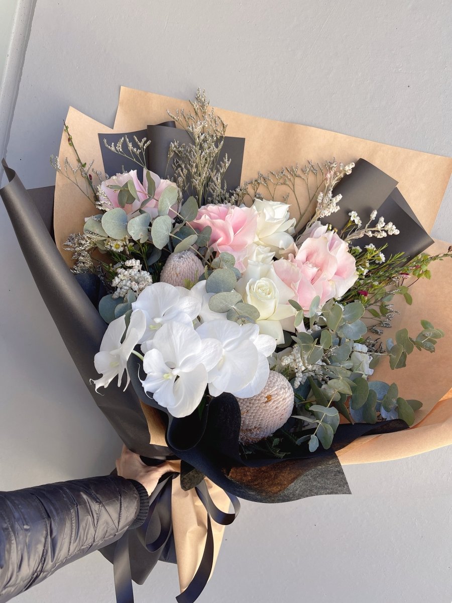 Graduation Bouquet (11) - ROSE &amp; CO