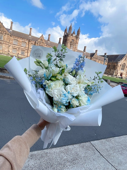 Graduation Bouquet (6) - ROSE &amp; CO