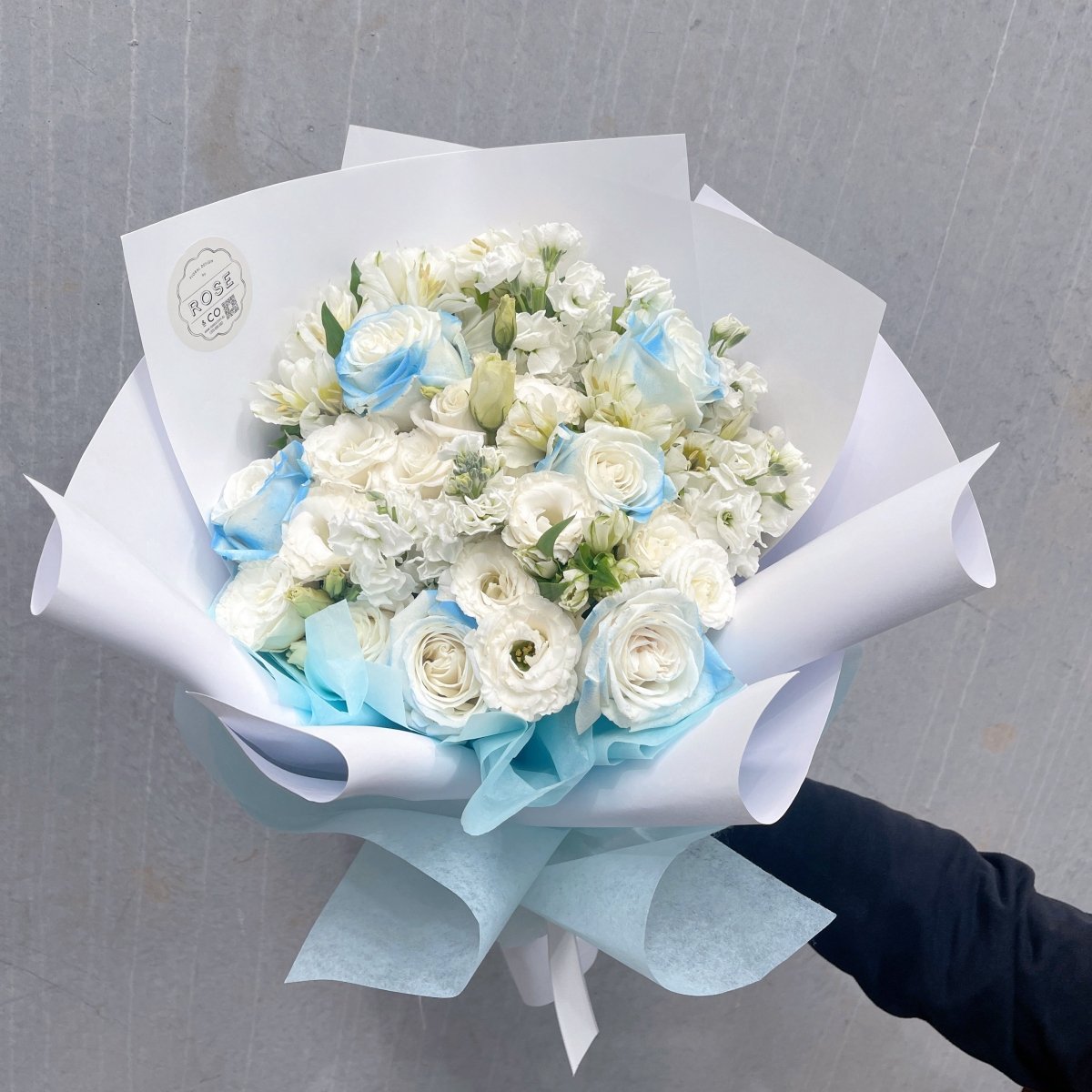 Graduation Bouquet (9) - ROSE &amp; CO