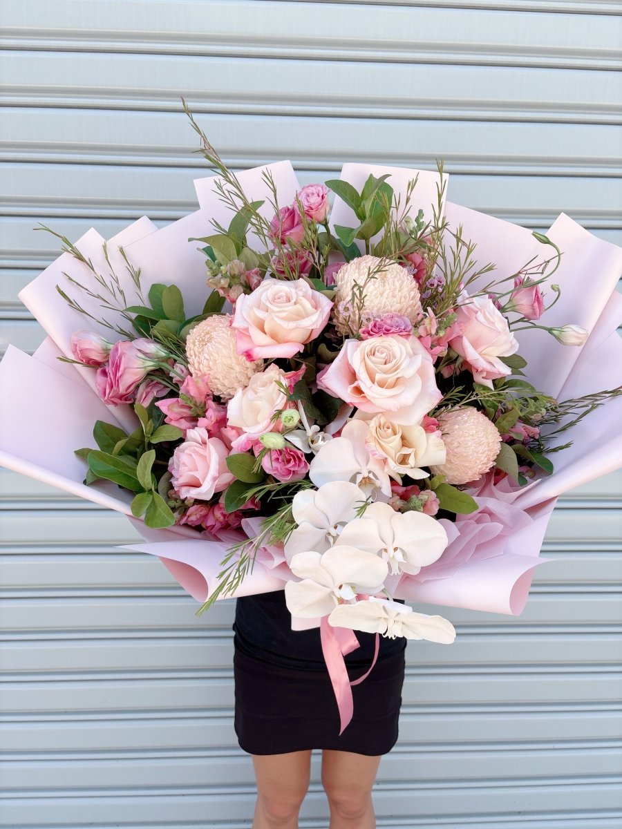 Luxury & Fresh Flowers | Same-Day Delivery & Tracking – ROSE & CO