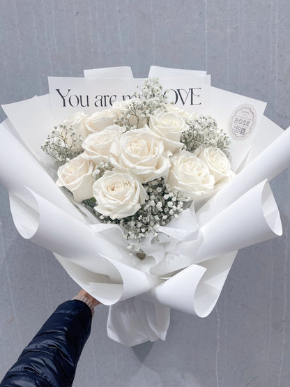 Roses Mix Baby’s Breath - ROSE &amp; CO