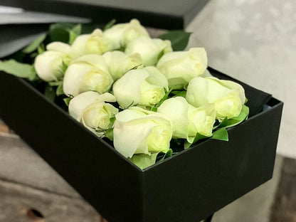 Roses Presented In A Box in Various Colours - ROSE &amp; CO