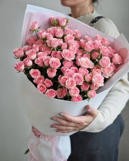 Spray Roses - ROSE &amp; CO