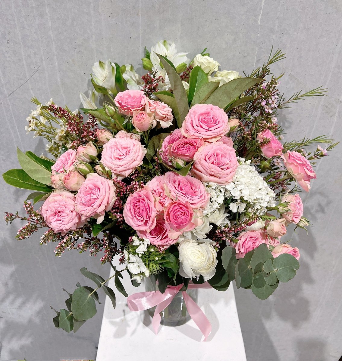 Strawberry Mousse in the vase - ROSE &amp; CO