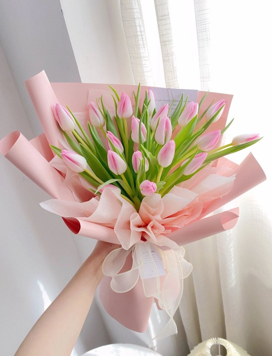 Tulip Bouquet - ROSE &amp; CO