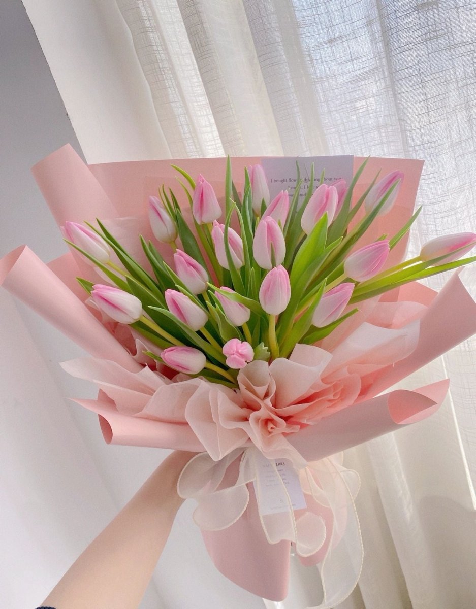 Tulip Bouquet - ROSE &amp; CO